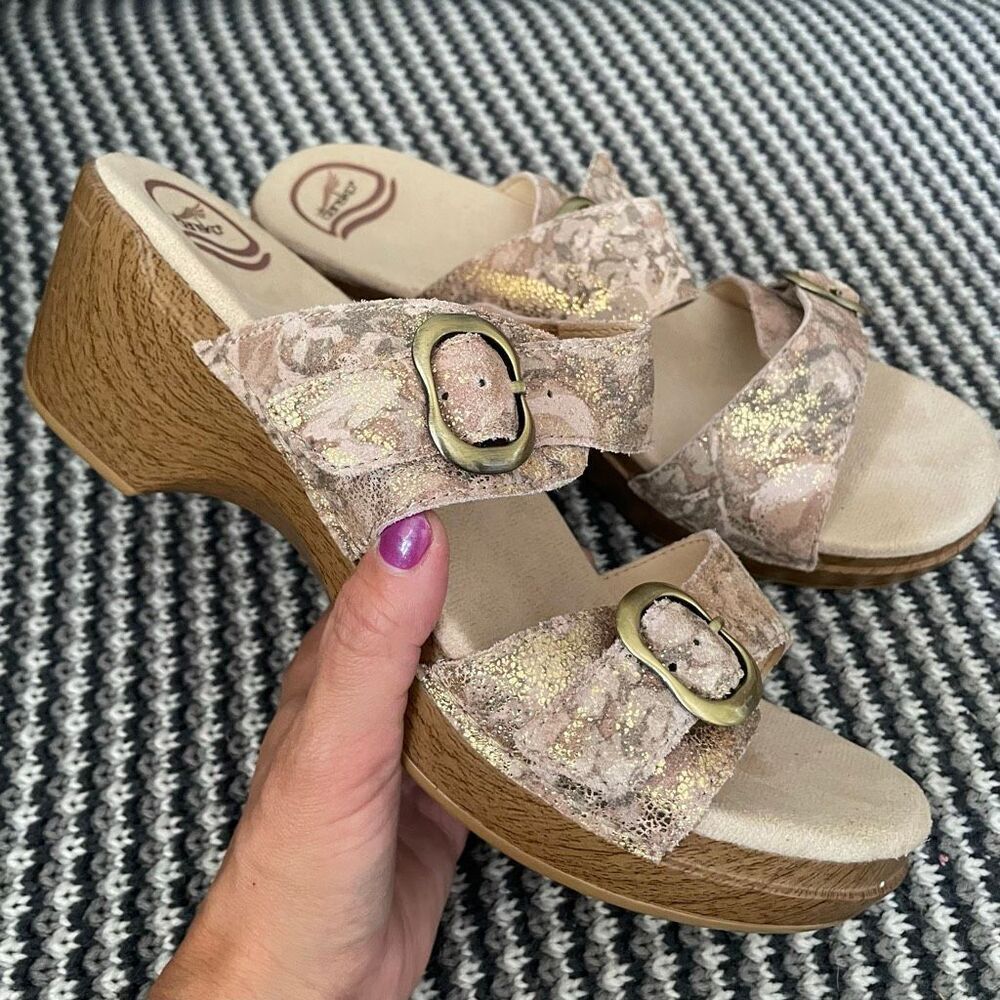 Dansko Sophie women’s shoe size 10.5-11 (41) sandal
